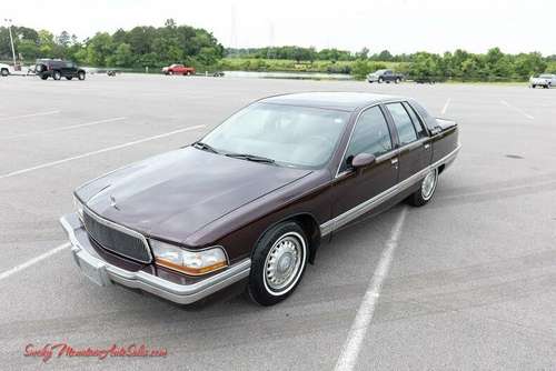 1994 Buick Roadmaster Limited Sedan RWD for sale in Maryville, TN