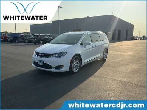 2018 Chrysler Pacifica Touring L FWD for sale in Saint Charles, MN