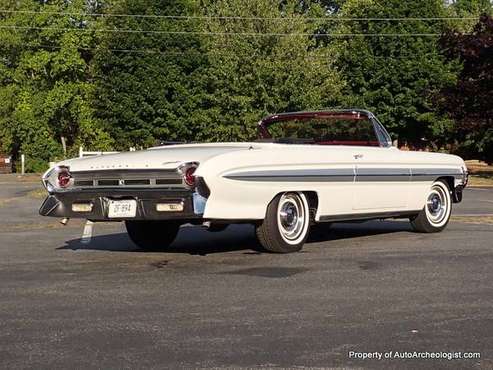 1 Owner, 1961 Oldsmobile Starfire Convertible - - by for sale in Essex, CT