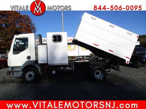 2007 Peterbilt Tractor COE 220 CHIPPER TRUCK for sale in South Amboy, NY