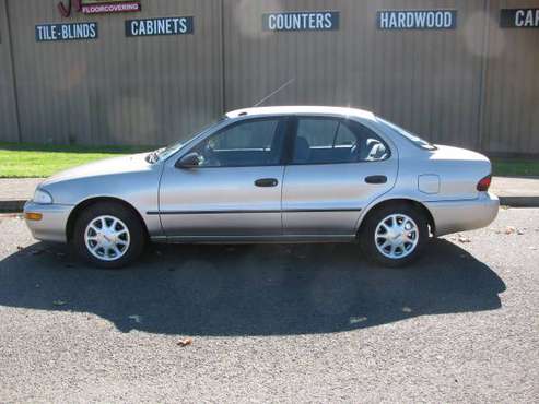 1994 GEO PRISM LSI LOW LOW MILES - EXCELLENT LITTLE CAR !! for sale in Newberg, OR