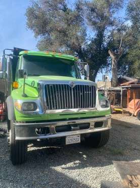 07 international 7600 super 10 dump truck for sale in EL CAJON, AZ