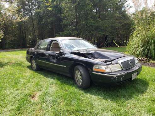 2004 Mercury Grand Marquis-wrecked for sale in Luray, VA