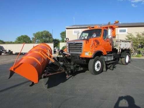 2005 Sterling L9511 Plow - - by dealer - vehicle for sale in SD