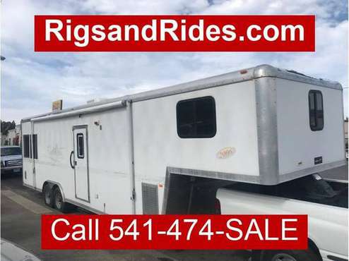 2006 Forest River Work and Play lots of extras - We Welcome All... for sale in Medford, OR