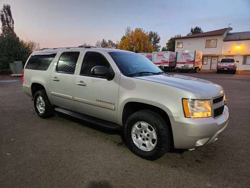 2008 Chevy suburban 1500 for sale in Eugene, OR