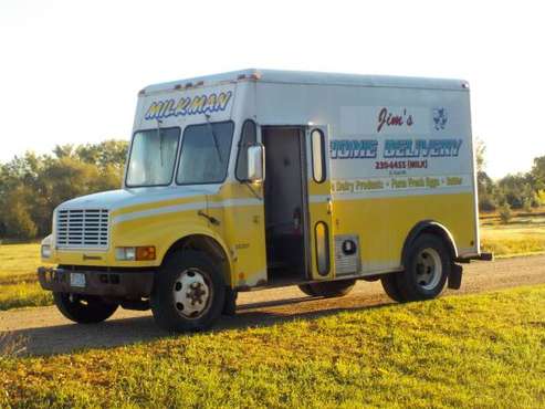 Food truck/freezer and fridge/tuned and ready/diesel/automatic for sale in New London, MN