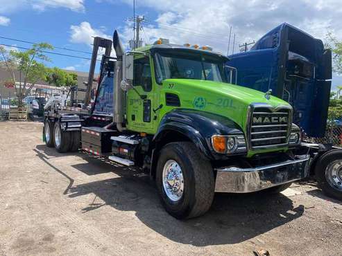 2005 Mack Granite ROLL OFF - - by dealer - vehicle for sale in Miami, FL
