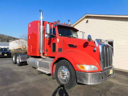 2012 PETERBILT 386 TRACTOR W/SLEEPER CAB - - by dealer for sale in Barre, VT