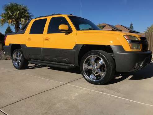 Chevy Avalanche 2003 Super Clean for sale in Rescue, CA