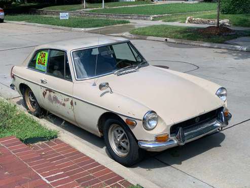 1971 MGB-GT - cars & trucks - by owner - vehicle automotive sale for sale in Tulsa, OK