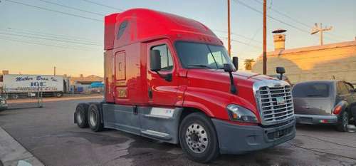 2016 Freightliner Cascadia Evolution DD15 with bunk bed - cars & for sale in Phoenix, AZ