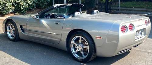 Beautiful 02 Corvette convertible for sale in Eugene, OR