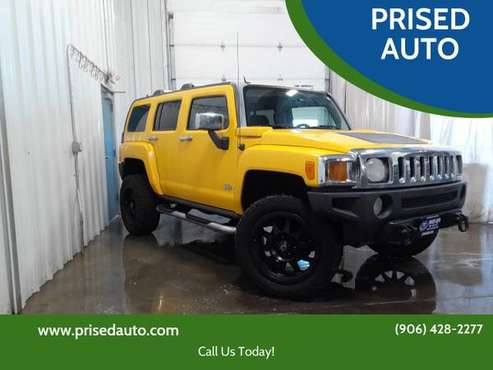 2006 HUMMER H3 4WD SUV, SUPER CLEAN AND RUGGED - SEE PICS - cars & for sale in Gladstone, MI