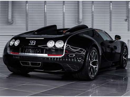 For Sale at Auction: 2013 Bugatti Veyron for sale in Essen