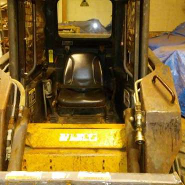 1994 New Holland LX885 Skid Loader for sale in milwaukee, WI