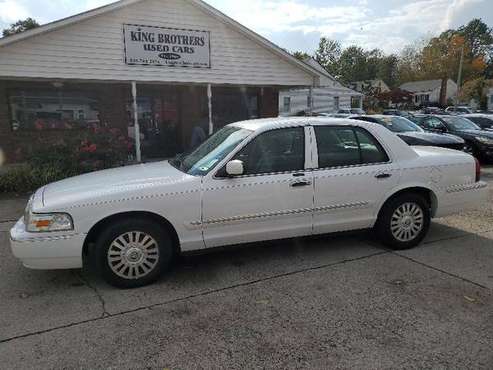 2006 Mercury Grand Marquis 4dr Sdn LS Premium - - by for sale in Winchester , KY