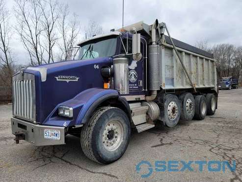2000 Kenworth T800 Dump Truck for sale in Arnold, MO