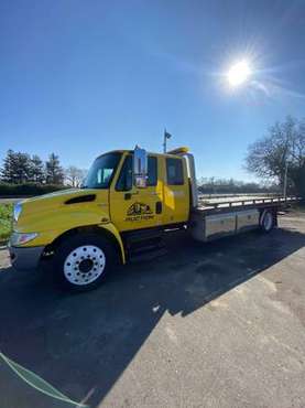 2008 International Rollback Flatbed for sale in OR