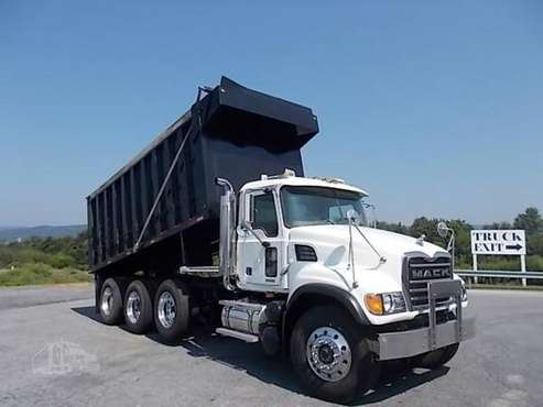 Tri Axle Mack Granite Dump truck for sale in Charlotte, NC