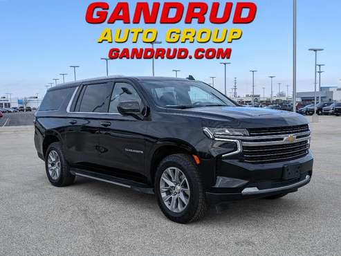 2021 Chevrolet Suburban LT 4WD for sale in Green Bay, WI