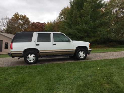 NO RUST! 1999 Chevy Tahoe LT 4X4 for sale in Lindstrom, MN