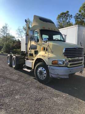 2005 STERLING AT9500 Semi Conventional Day Cab Truck Tractor for sale in East Syracuse, MA