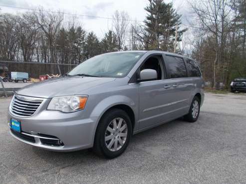 2014 Chrysler Town & Country Touring FWD for sale in NH