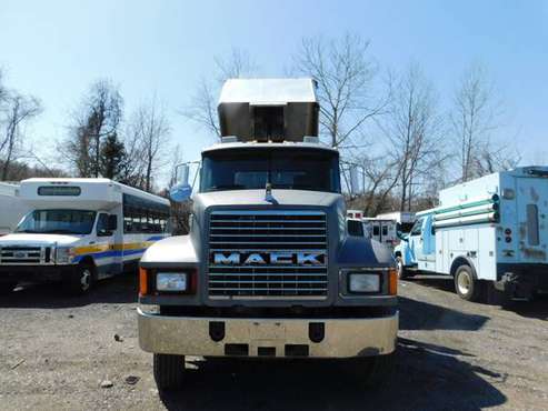 1999 Mack CH600 for sale in Upper Marlboro, District Of Columbia