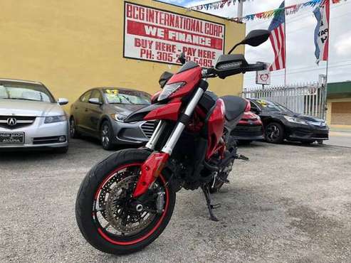 2017 Ducati Hypermotard 939 for sale in Miami, FL