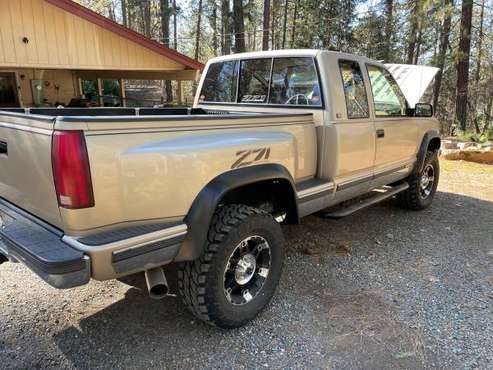 1993 chevy Silverado 4x4 131, 000 miles 9, 500 - - by for sale in Cedar Ridge, CA
