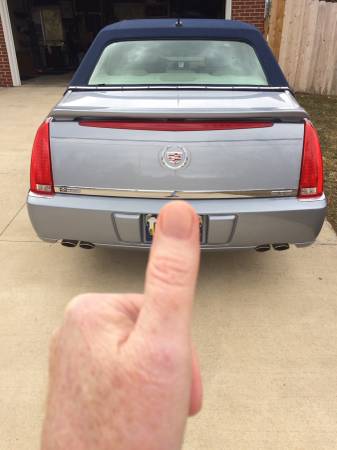 Mint 06 Cadillac DTS for sale in Caro, MI – photo 9