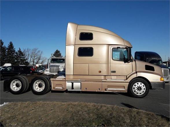 2003 VOLVO VNL64T610 - cars & trucks - by dealer - vehicle... for sale in Coopersburg, PA – photo 5