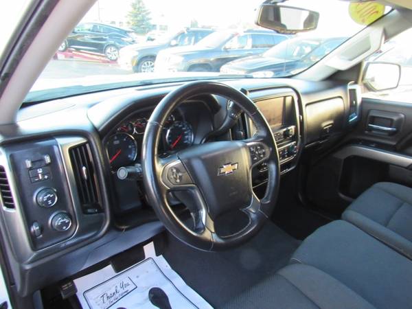 2019 Chevrolet Silverado 1500 4WD Double Cab LT - cars & trucks - by... for sale in Rockford, IL – photo 14