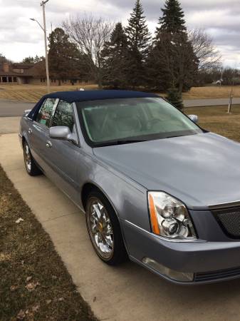 Mint 06 Cadillac DTS for sale in Caro, MI – photo 2